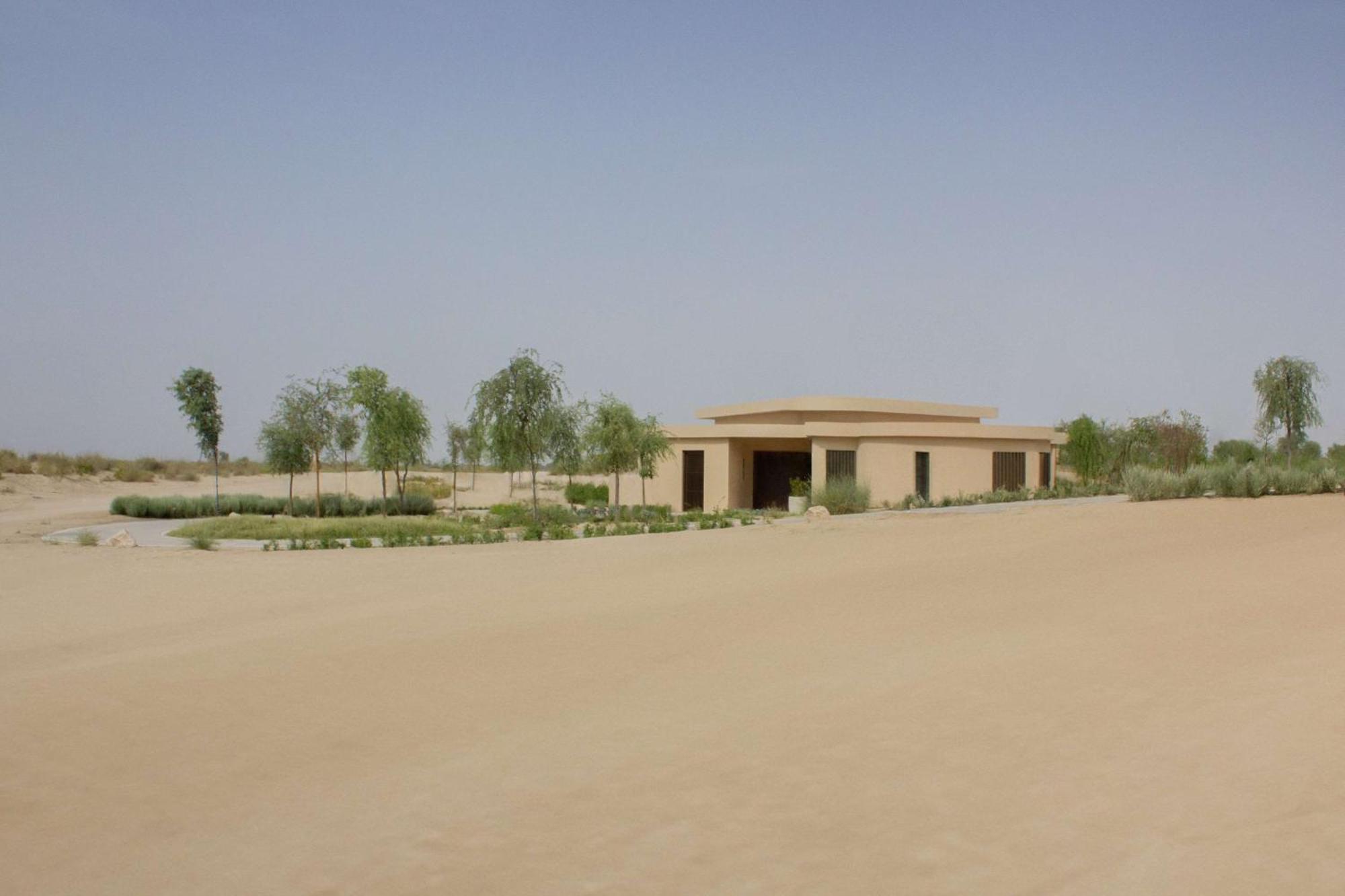 巴布铝沙姆斯沙漠度假村 迪拜 外观 照片 Al-Khafji Mosque